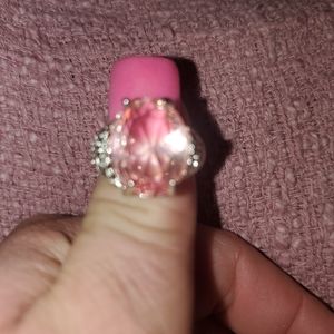 👀SALE👀New! Silver w/Filigree & Large Pink Stone